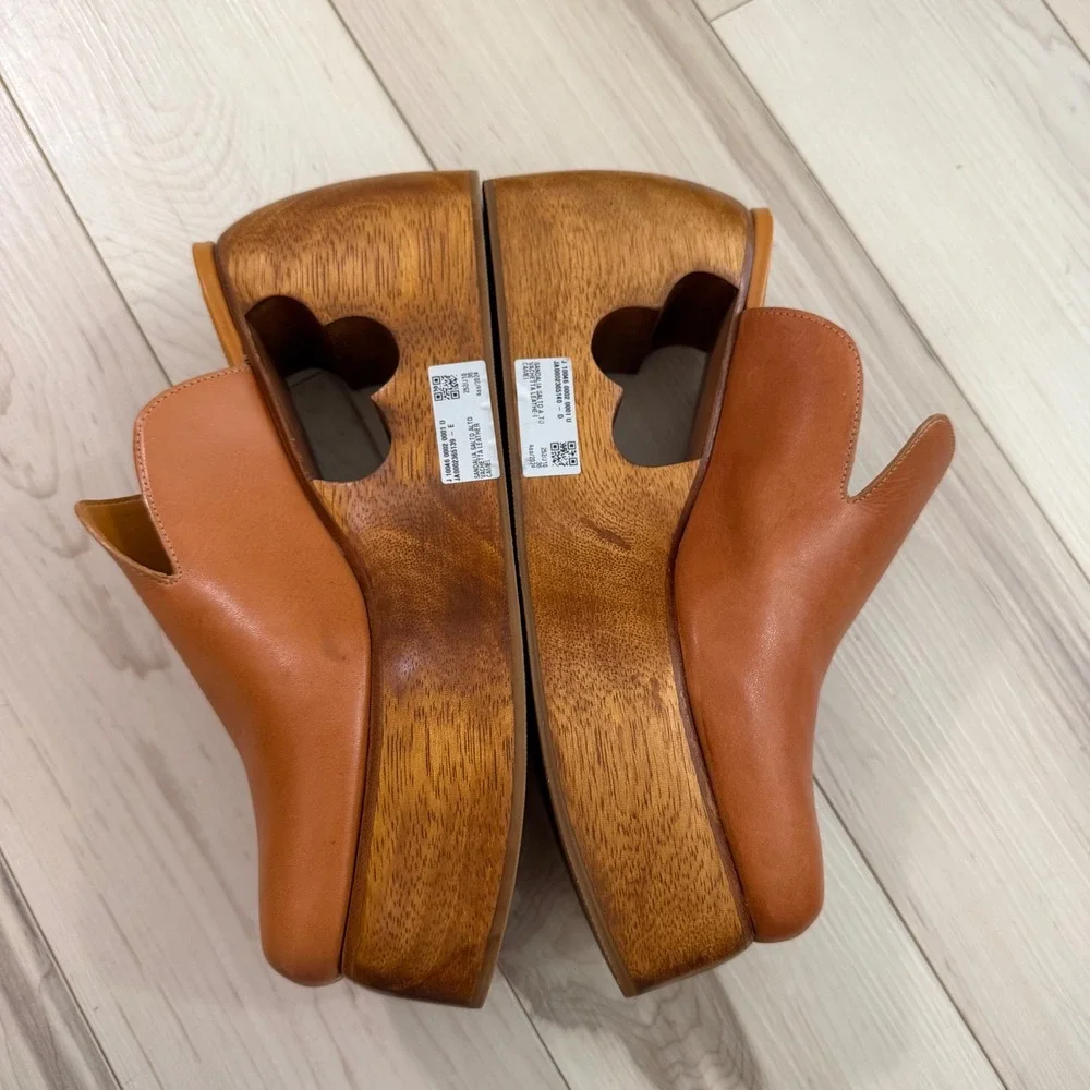 Farm Rio Brown Vegan Leather Flower Cutout Wood Platform Wedge Mules Clogs US 7 - Picture 5 of 10